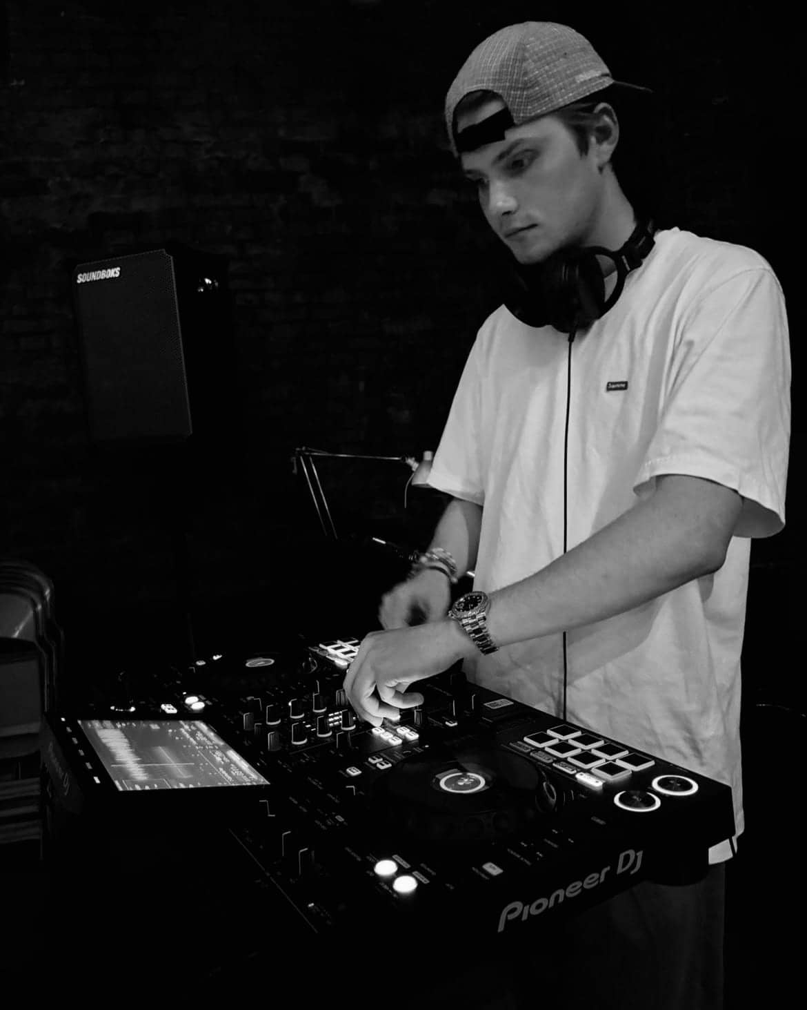 DJ DJ Sonne