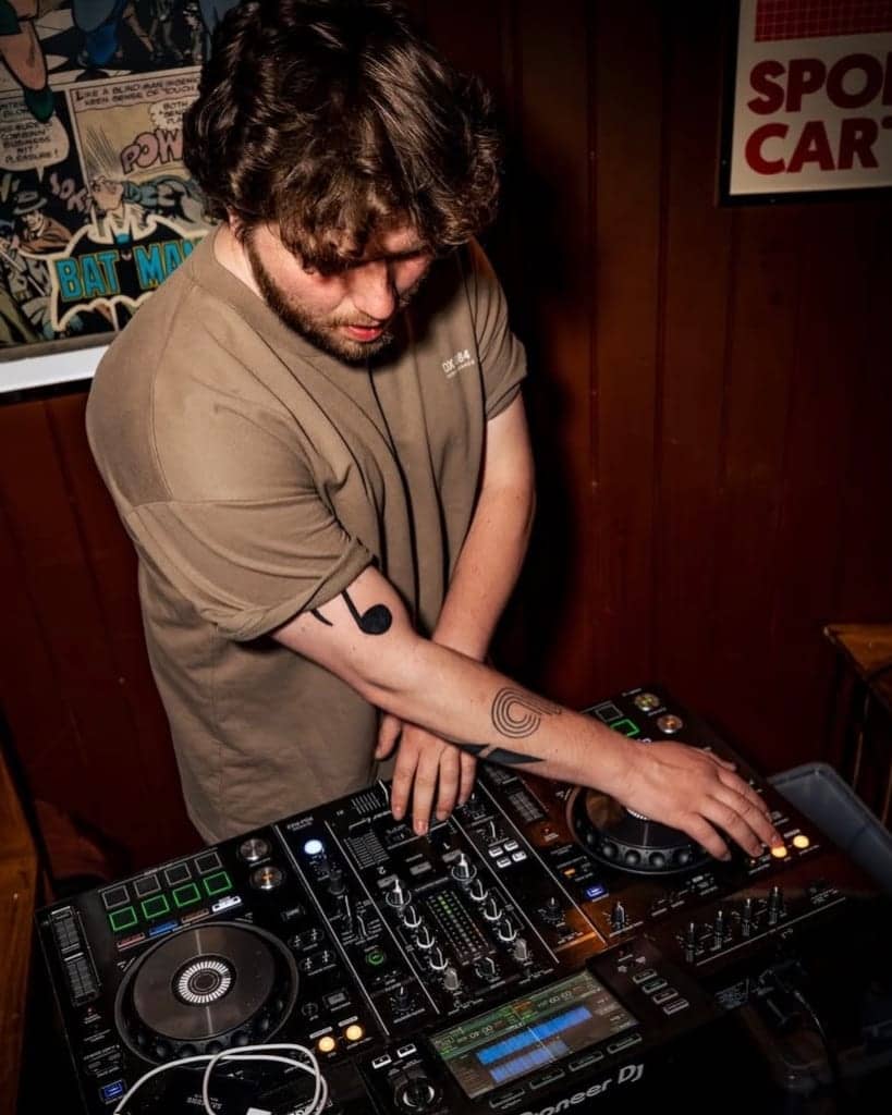 DJ André